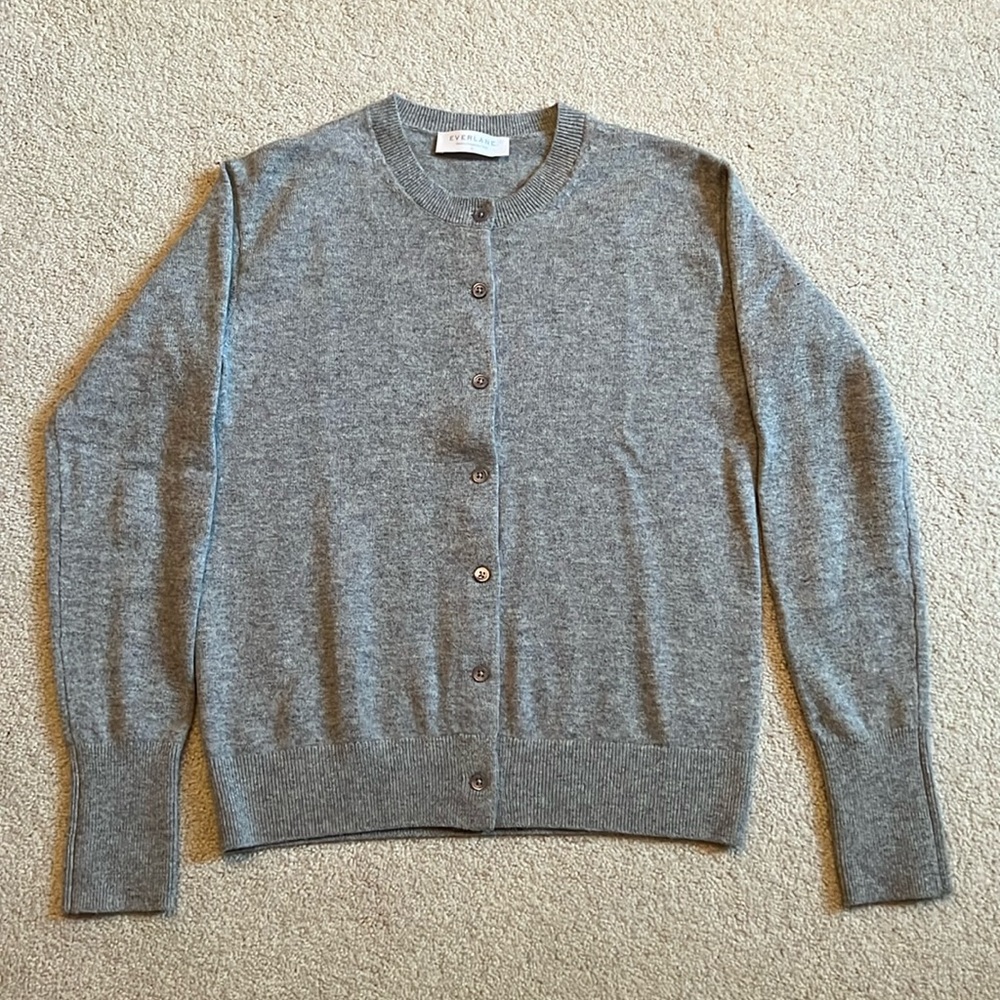 Everlane gray cashmere cardigan